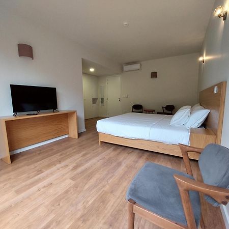 Quinta Da Roda Hotel - Conforto E Tranquilidade No Geres Cela  Kültér fotó