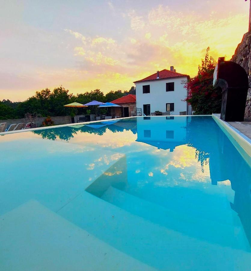 Quinta Da Roda Hotel - Conforto E Tranquilidade No Geres Cela  Kültér fotó